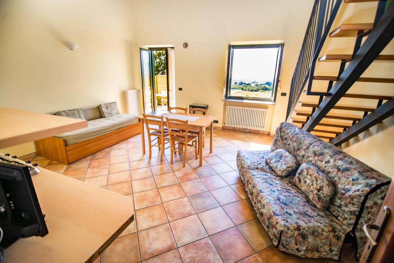 Agriturismo Turina Bricherasio ภายนอก รูปภาพ