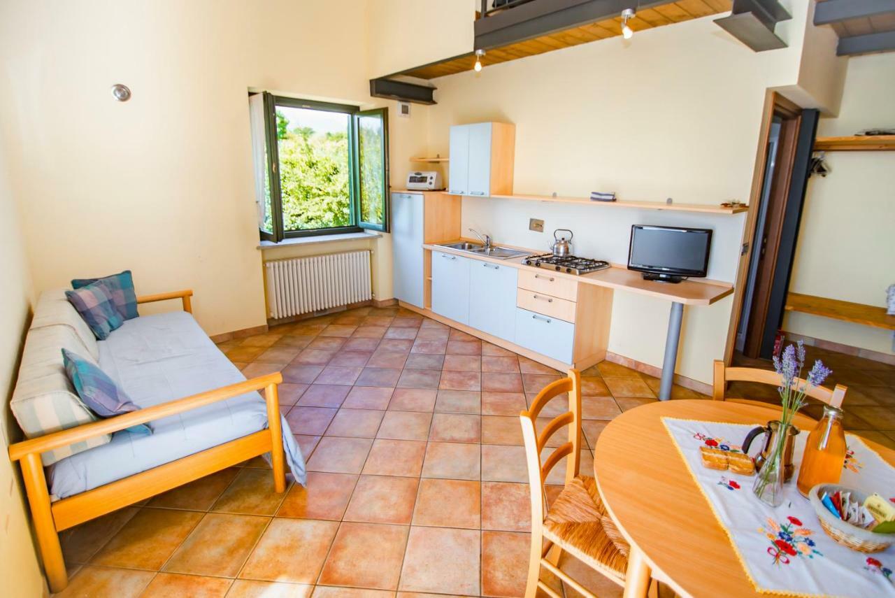 Agriturismo Turina Bricherasio ภายนอก รูปภาพ